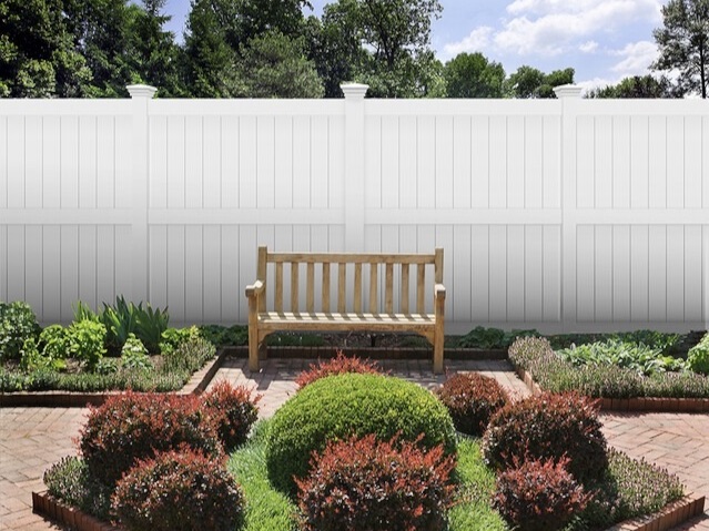 Photo of Massachusetts residential fencing