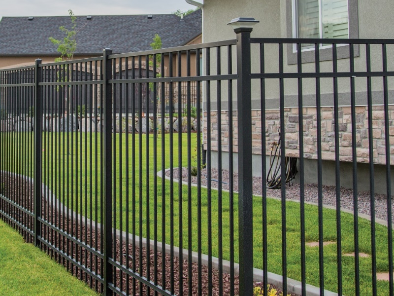 Aluminum fence solutions for the Methuen, Massachusetts area