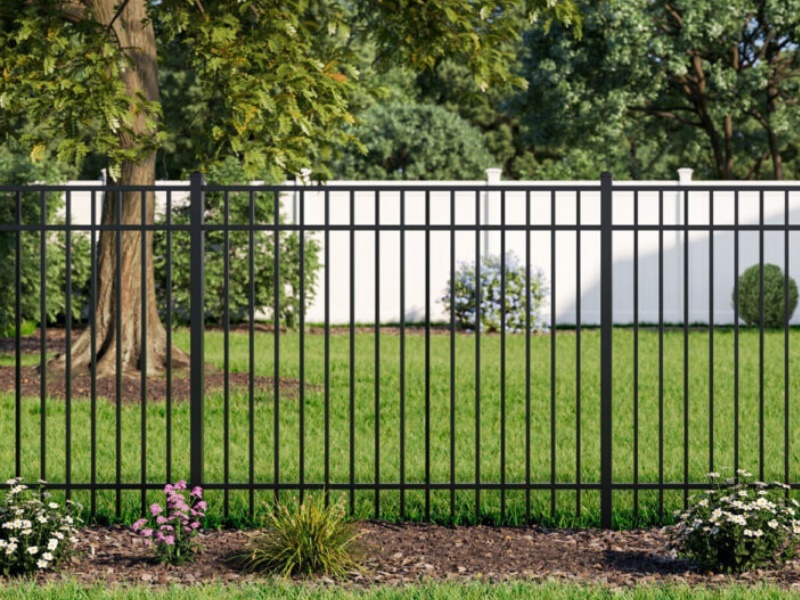 Aluminum fence solutions for the Methuen, Massachusetts area