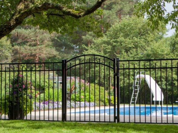 Pool fencing in Methuen Massachusetts