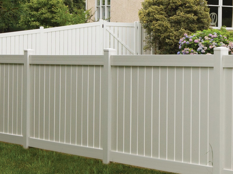 Vinyl Fence - Methuen Massachusetts