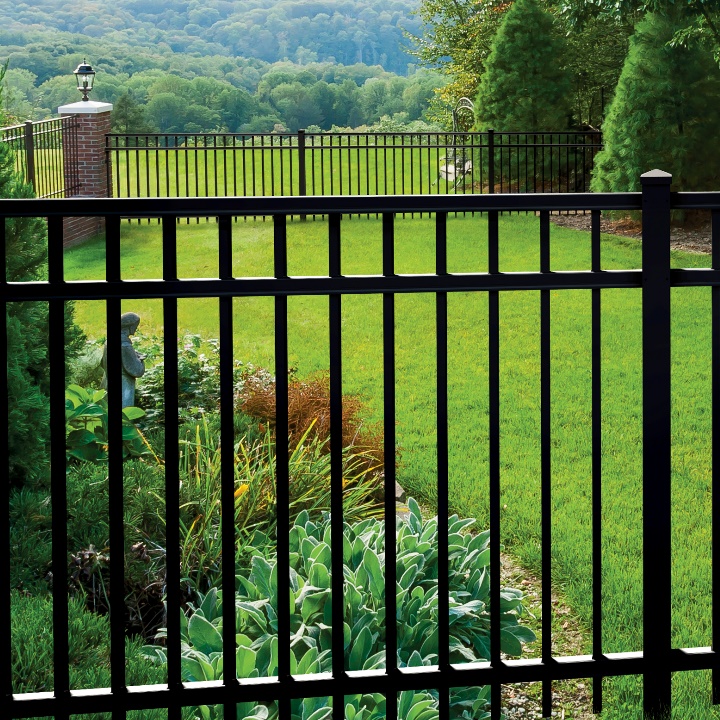 Aluminum fence solutions for the Methuen, Massachusetts area