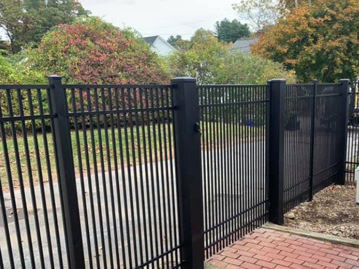 aluminum fence Londonderry New Hampshire